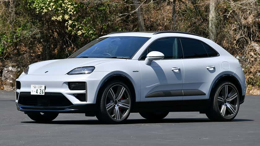 PORSCHE Macan Electric
